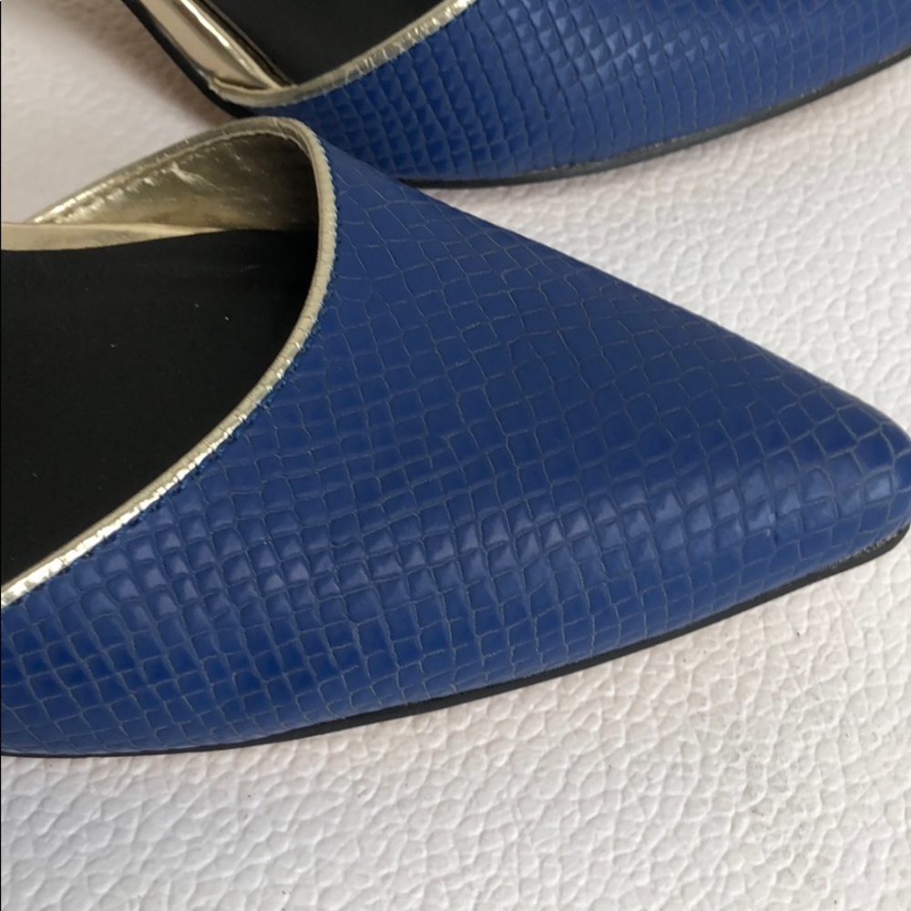 C Label Blue Heels - Picture 3 of 6